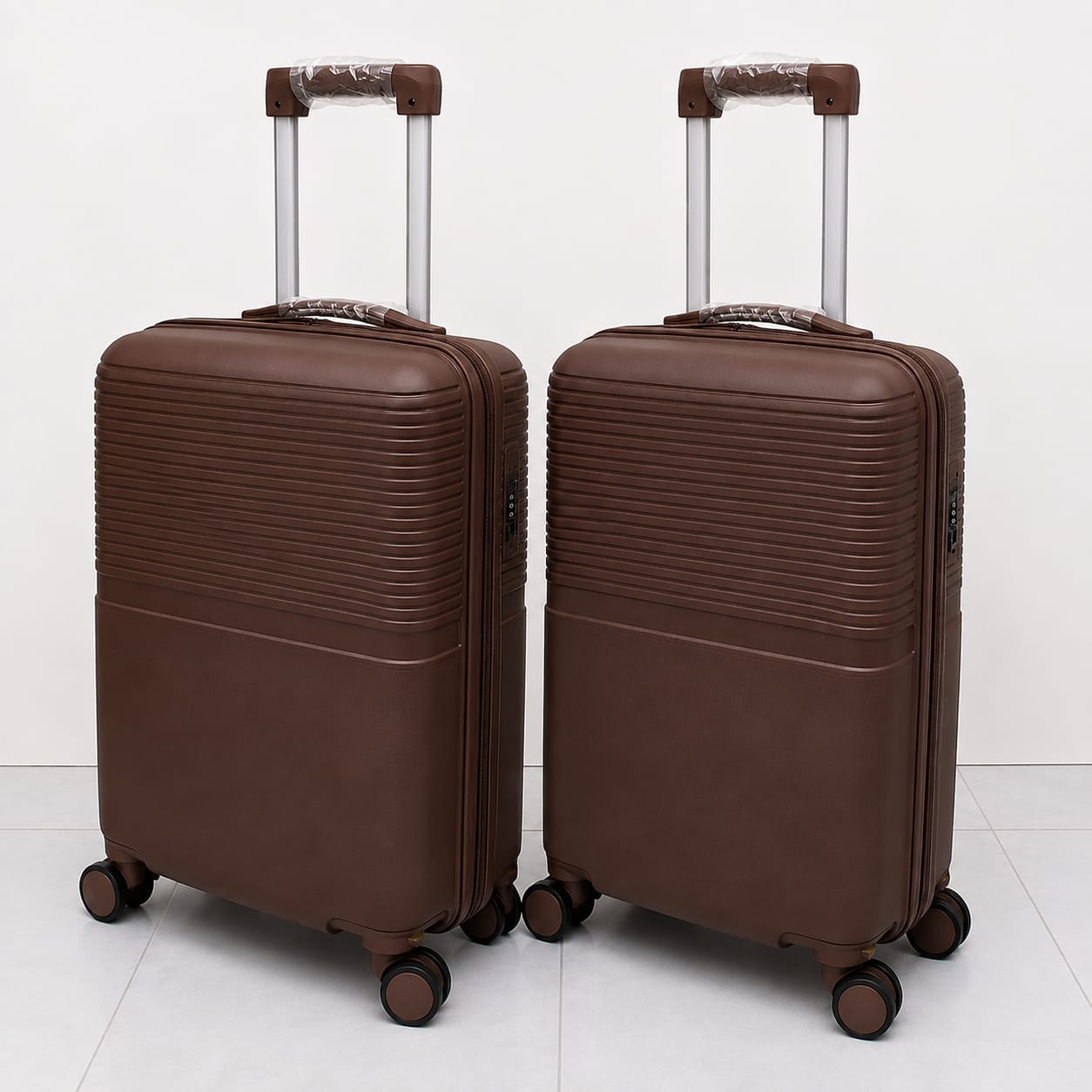 Conjunto de 2 Malas Viagem Pequena/ Cabine (Saem Rodas) Material em Polipropileno